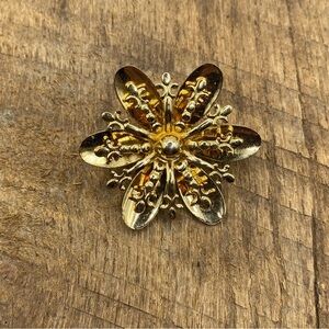 Vintage Gold-Tone Snowflake Pin Brooch
